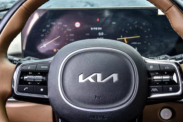 Kia Sorento 2025 | Korean Specs | Clean Title | 13K KM | Black | كيا سورينتو 2025 وارد كوري