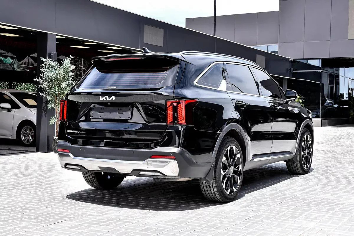 Kia Sorento 2025 | Korean Specs | Clean Title | 13K KM | Black | كيا سورينتو 2025 وارد كوري