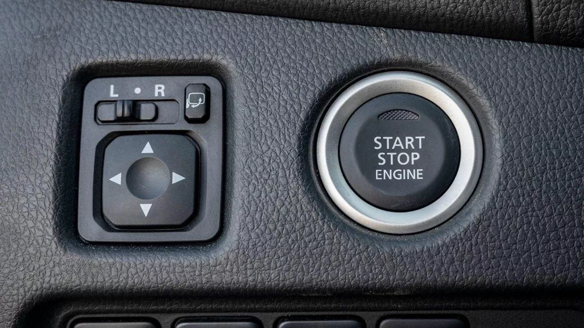 Mitsubishi L200 GLS Mitsubishi L200 Sportero 2.4L Diesel 4x4 2025-13-0