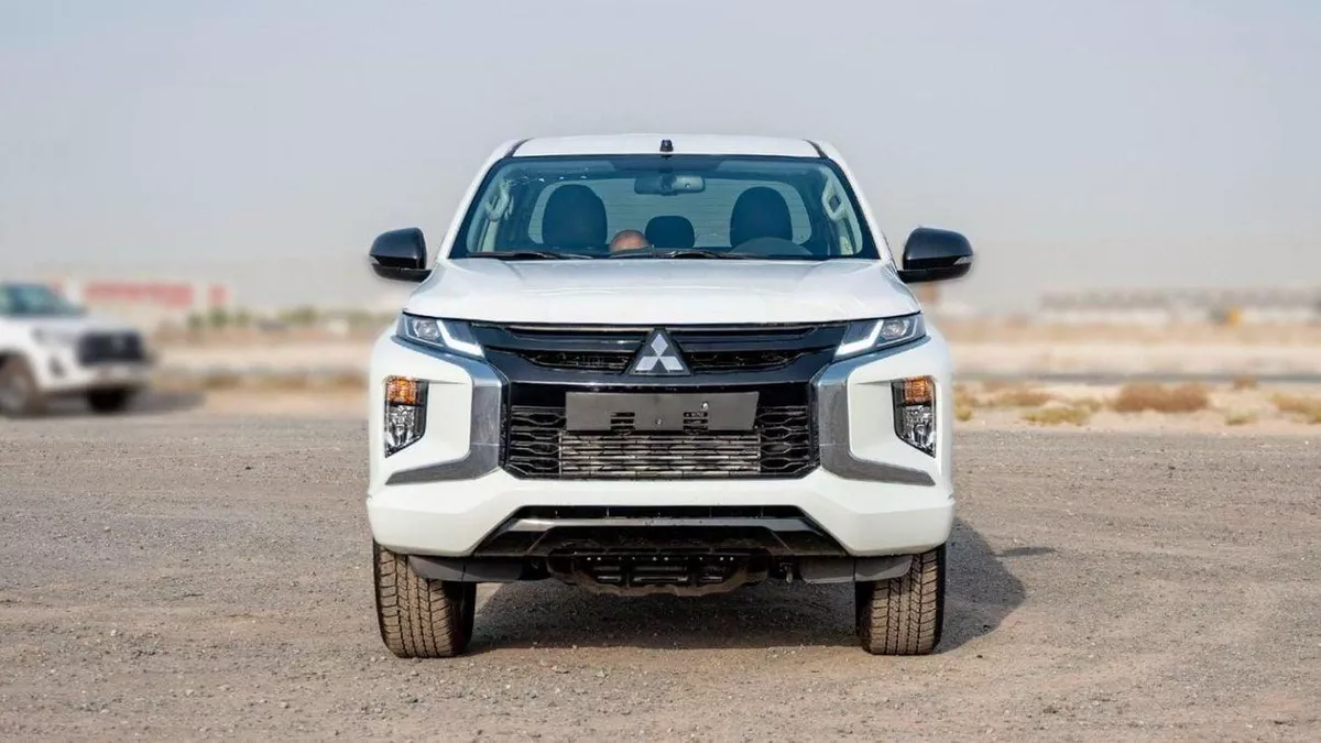 Mitsubishi L200 GLS Mitsubishi L200 Sportero 2.4L Diesel 4x4 2025-1-0