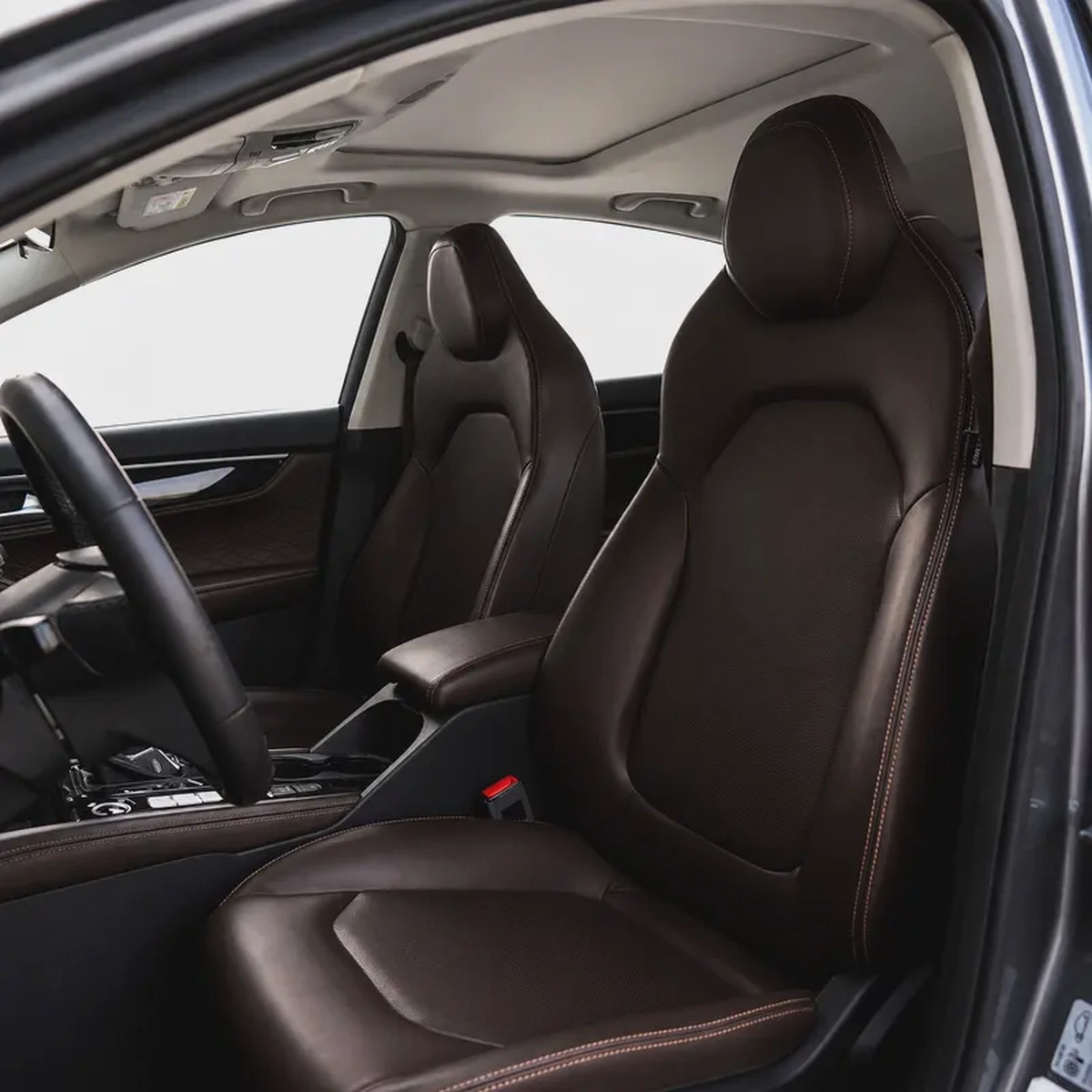 AED 669 P.M • 0% Downpayment • JAC J7 • 1 Year Warranty-8-8