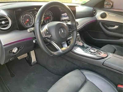 Mercedes Benz E200 Std-3