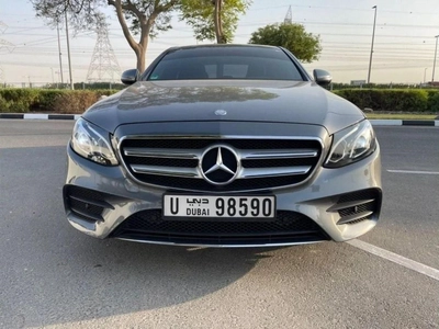 Mercedes Benz E200 Std-11