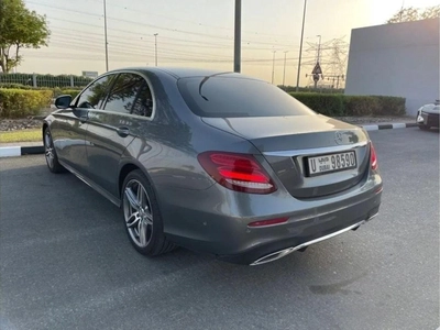 Mercedes Benz E200 Std-12