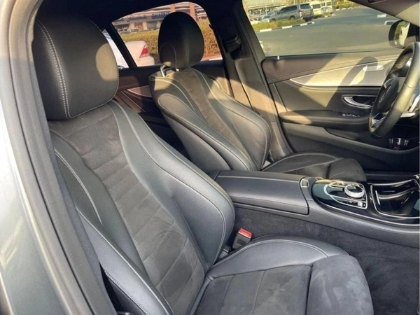 Mercedes Benz E200 Std
