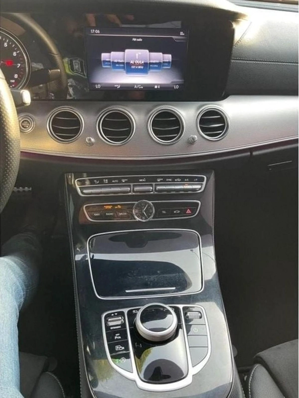 Mercedes Benz E200 Std