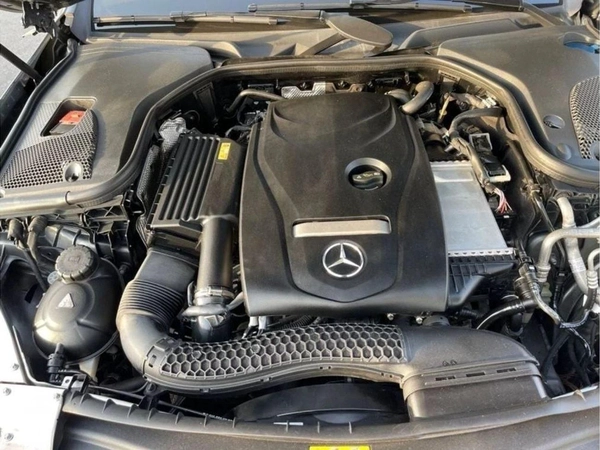 Mercedes Benz E200 Std