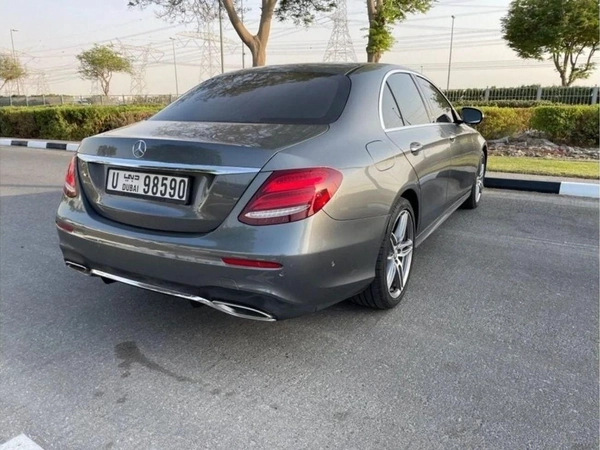 Mercedes Benz E200 Std