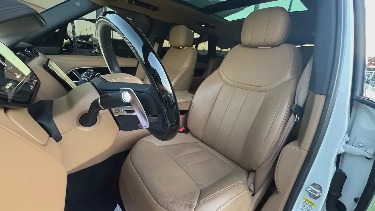 رنج روفر فوج موديل ٢٠٢٣ وارد امريكا كلين تايتل صبغ وكالة Range  Rover P400 SE 2023 | American Spec-13-13