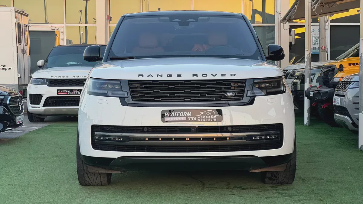 رنج روفر فوج موديل ٢٠٢٣ وارد امريكا كلين تايتل صبغ وكالة Range  Rover P400 SE 2023 | American Spec-2-2
