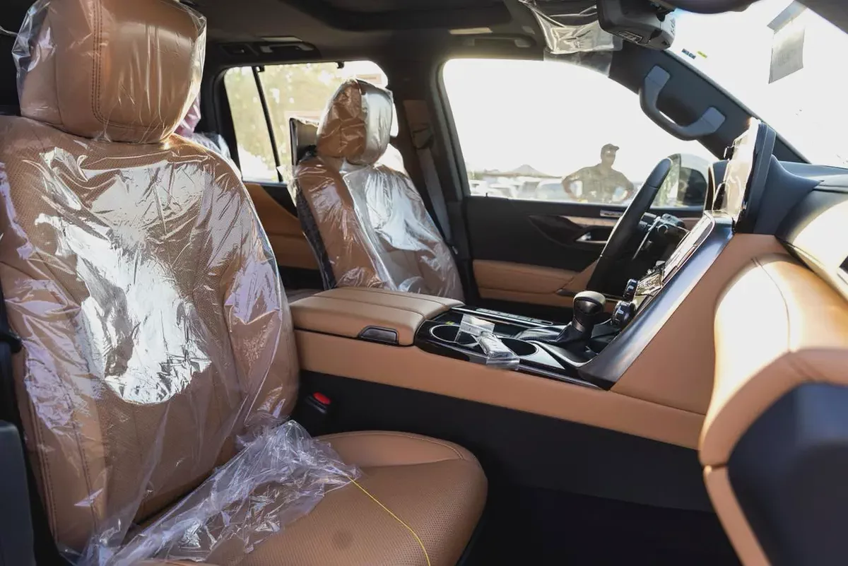 Lexus LX 600 Signature 2026 | GCC Specs | Brand New-12-12