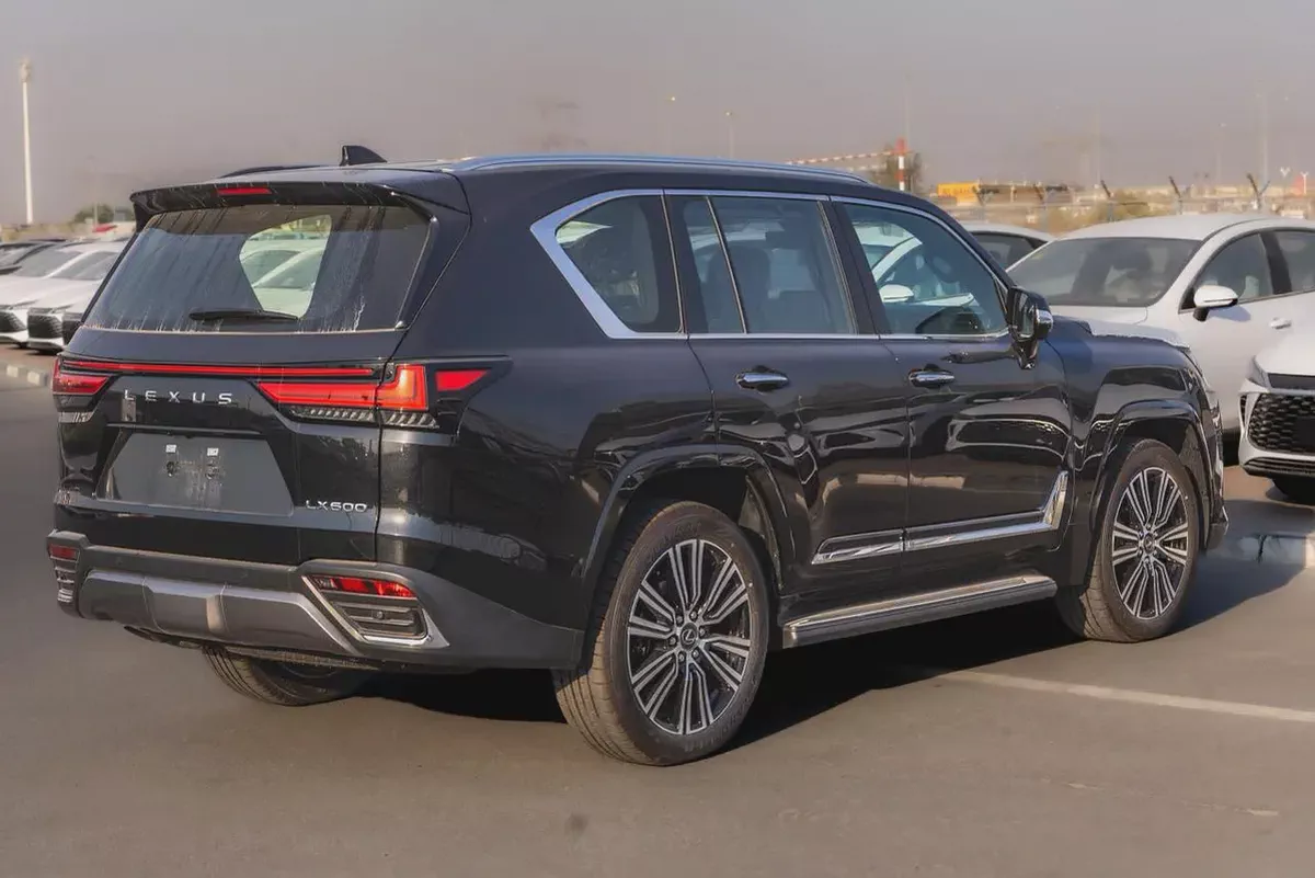 Lexus LX 600 Signature 2026 | GCC Specs | Brand New-3-3