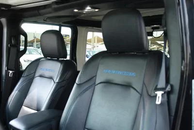 RUBICON 4XE ( PHEV ) 2023 | BLACK LIKE-2