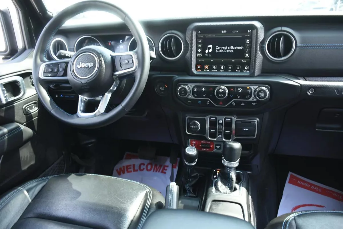 RUBICON 4XE ( PHEV ) 2023 | BLACK LIKE-10-10