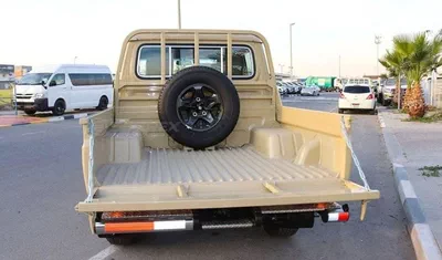 Toyota Land Cruiser Pick Up Toyota Land Cruiser Pick Up LC79 DC, 2.8L Turbo Diesel 4WD AT-7