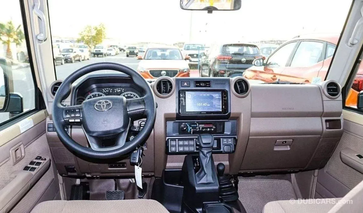 Toyota Land Cruiser Pick Up Toyota Land Cruiser Pick Up LC79 DC, 2.8L Turbo Diesel 4WD AT-8-0