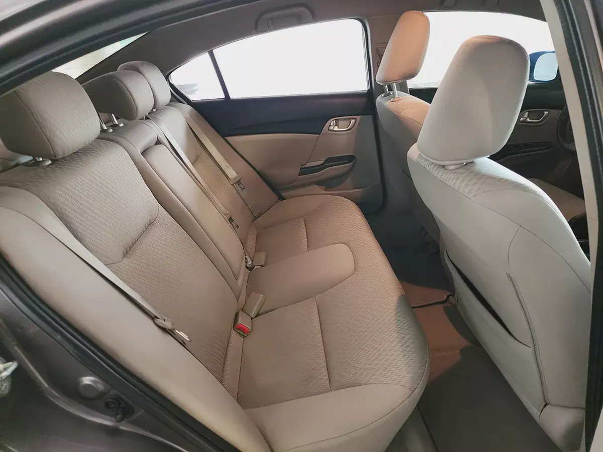 Honda Civic 1.8 EXi 2015 Model GCC Specs With Full Service History In Perfect Condition-11-11
