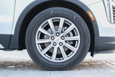 2021 Cadillac XT4 Premium Luxury | American Specs | Pristine Condition-6