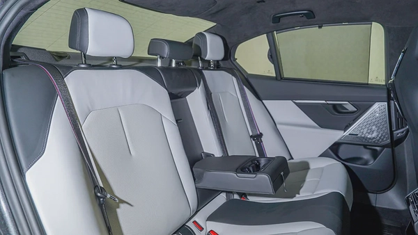 UAEs Very Best Example | AED 7,967 Per Month