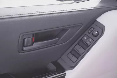 Toyota Land Cruiser GXR 3.5L-9