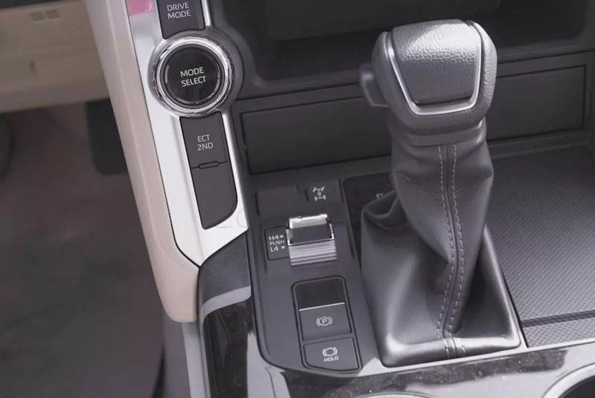 Toyota Land Cruiser GXR 3.5L-16-0
