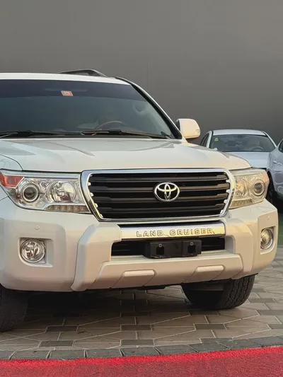 TOYOTA LAND CRUISER GXR 2012-3