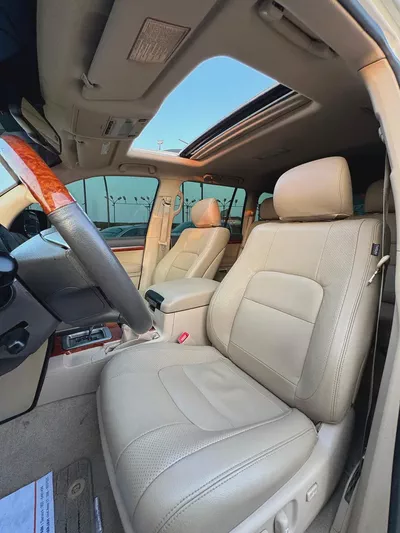 TOYOTA LAND CRUISER GXR 2012-8