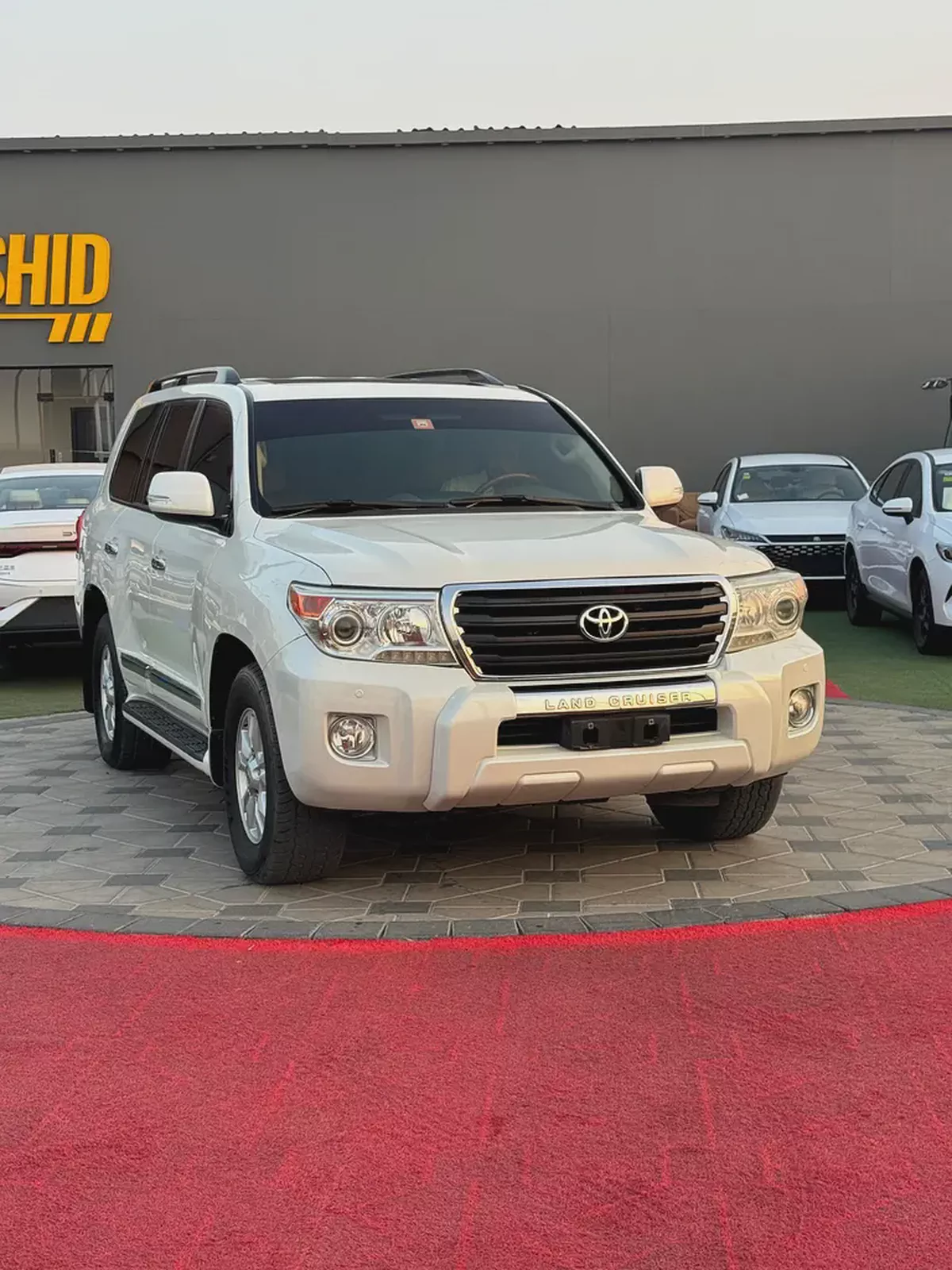 TOYOTA LAND CRUISER GXR 2012-2-2