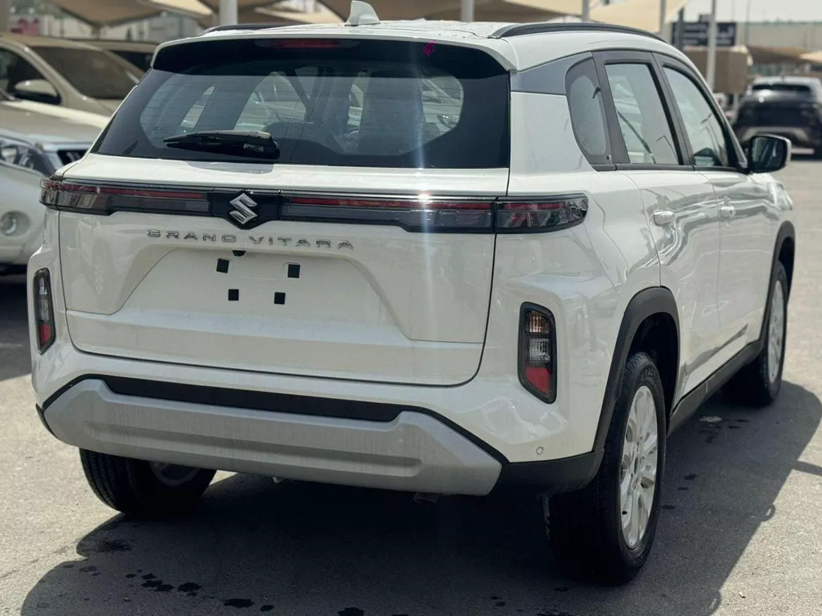 Suzuki Grand Vitara GL Suzuki Grand Vitara 1.5L Petrol MY2025 GCC-2-0