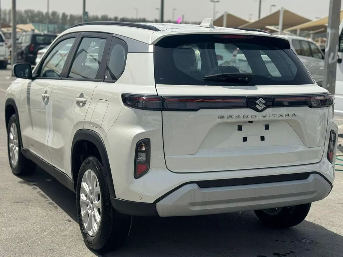 Suzuki Grand Vitara GL Suzuki Grand Vitara 1.5L Petrol MY2025 GCC-3-0