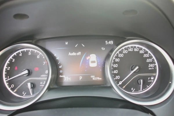 Toyota Camry V6 3.5L GCC! Panorama! We arrange bank loan!