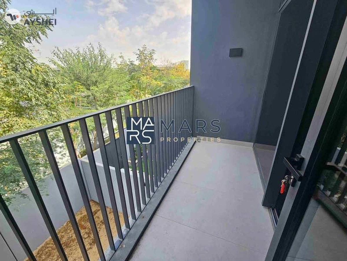 "Stunning 4-Bedroom Middle Unit Townhouse in Masaar – For rent-24-24