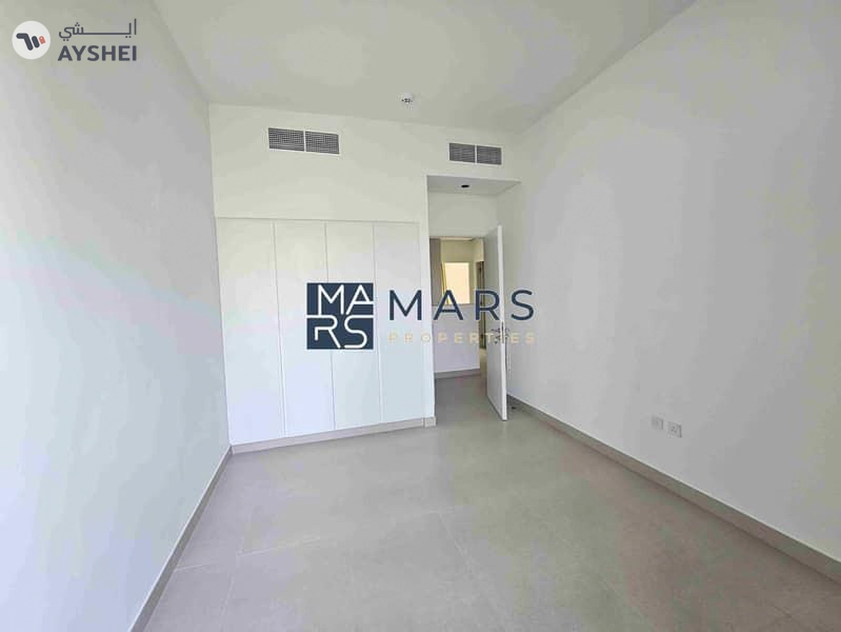 "Stunning 4-Bedroom Middle Unit Townhouse in Masaar – For rent-3-3
