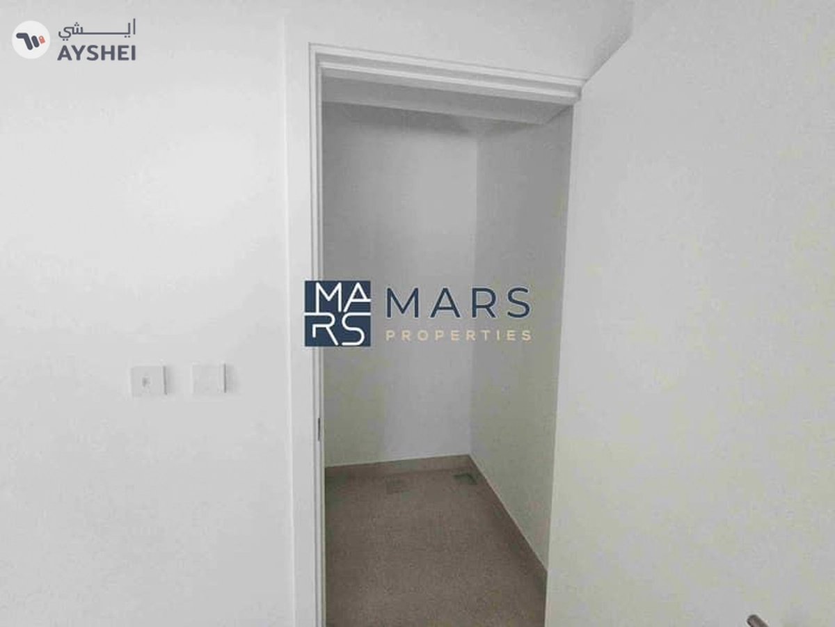 "Stunning 4-Bedroom Middle Unit Townhouse in Masaar – For rent-7-7