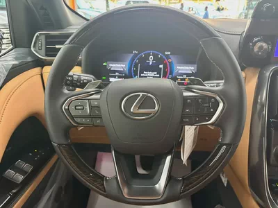 2026 / LEXUS LX700 H SIGNATURE / WITHOUT AUTO PARK / GCC-10