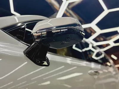 2026 / LEXUS LX700 H SIGNATURE / WITHOUT AUTO PARK / GCC-17