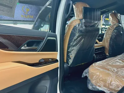 2026 / LEXUS LX700 H SIGNATURE / WITHOUT AUTO PARK / GCC-18