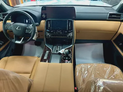 2026 / LEXUS LX700 H SIGNATURE / WITHOUT AUTO PARK / GCC-6