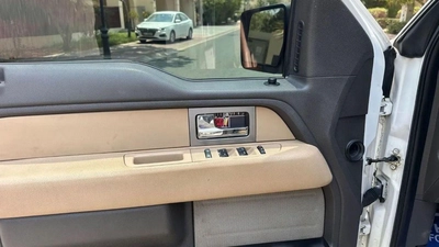 Ford F-150 XLT CREW CAB Ford F-150 2011 GCC specs-5