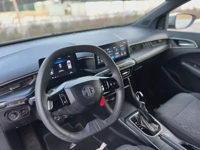 MG MG3 Standard 2025 GCC Specs-8