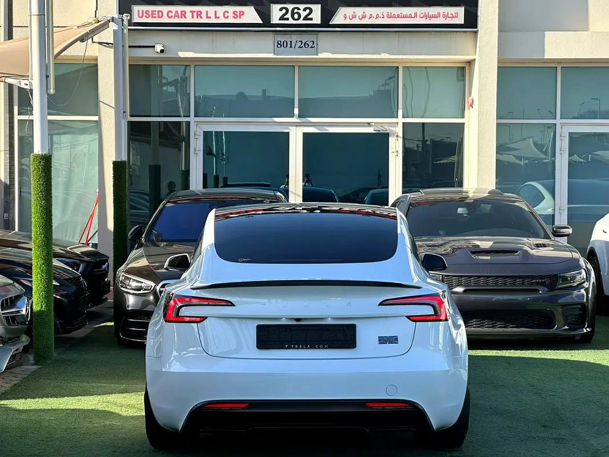 TESLA MODEL 3 PERFORMANCE GCC 2024 Service History (Under Warranty) Original Paint Zero Accidents R-11-11