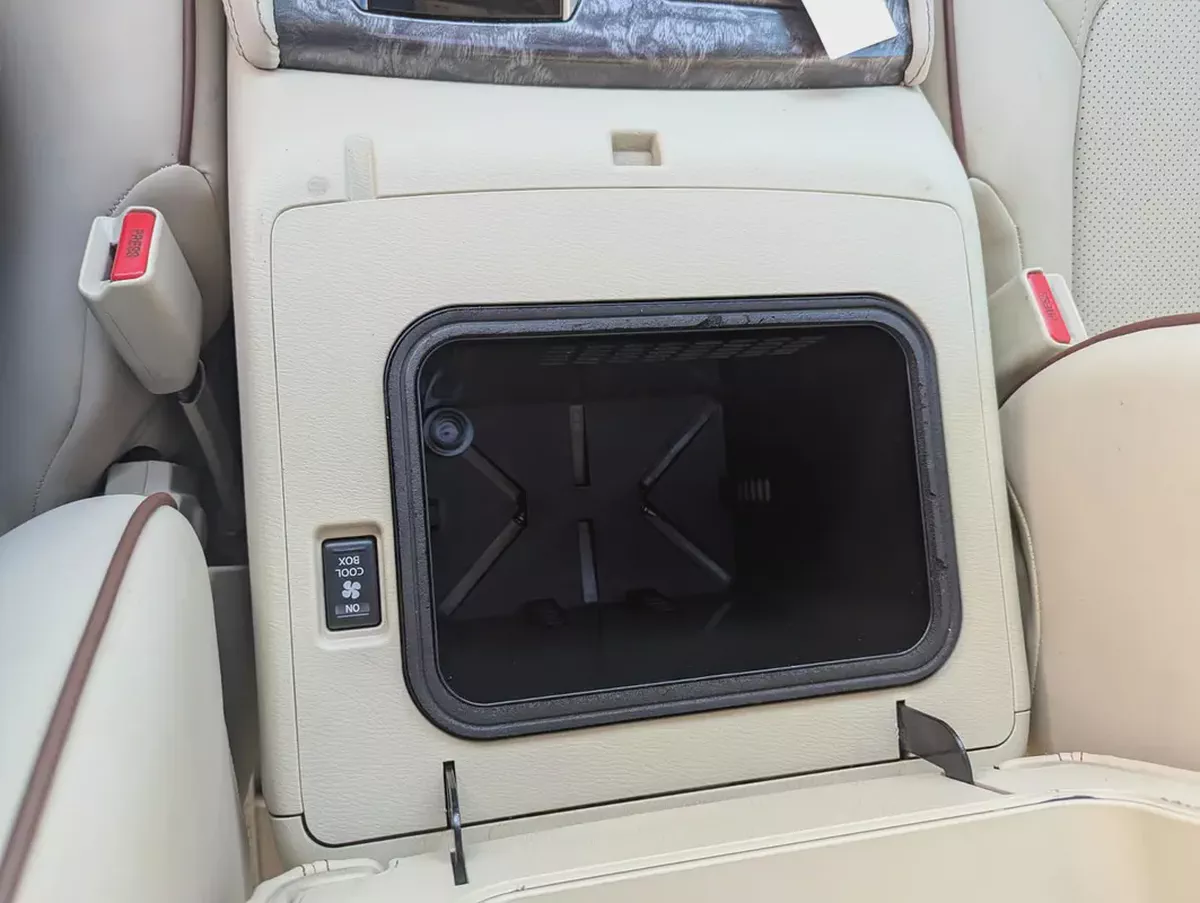 Nissan Patrol SE Platinum 2012 Facelifted 2024 GCC Specs In Excellent Condition-10-10