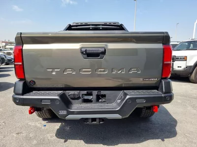Toyota Tacoma TrailHunter Brand New * Export Price *-15