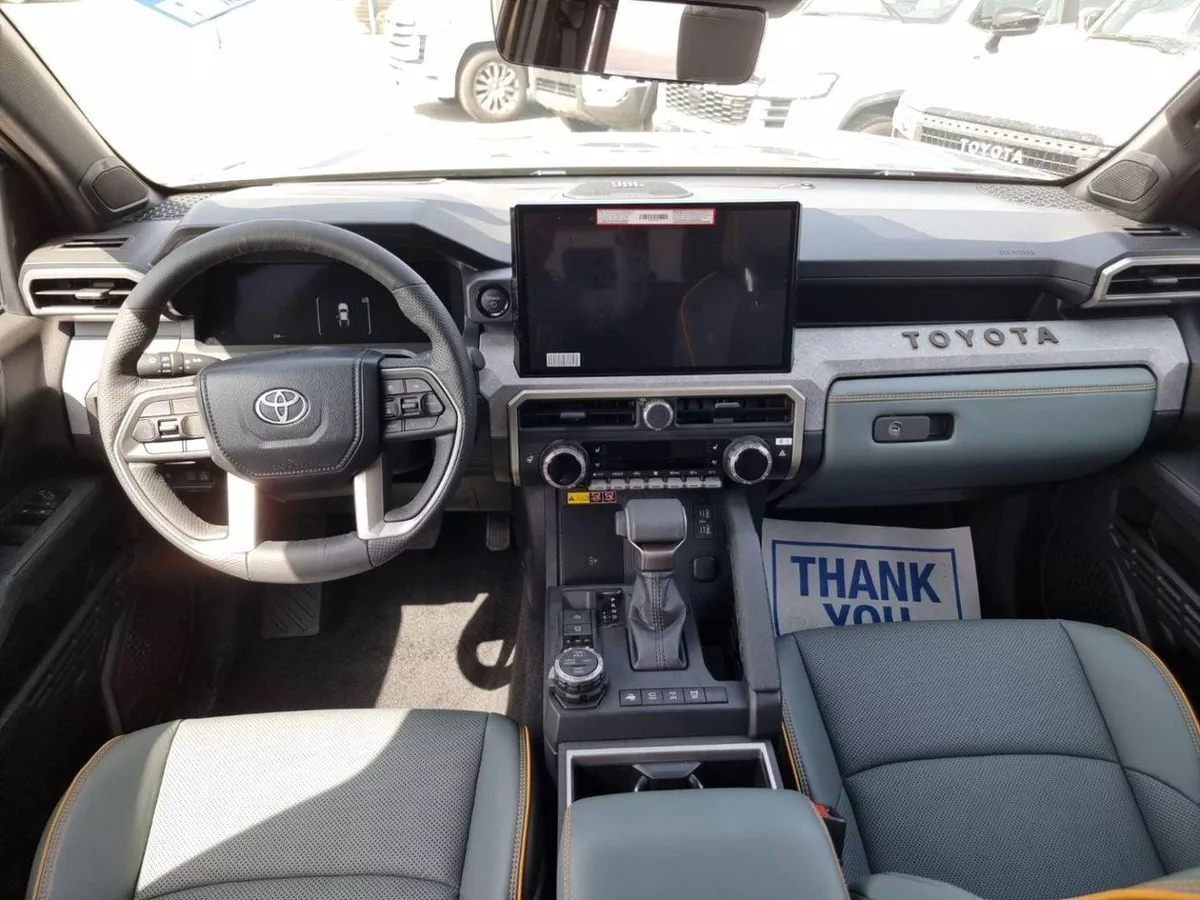 Toyota Tacoma TrailHunter Brand New * Export Price *-9-0