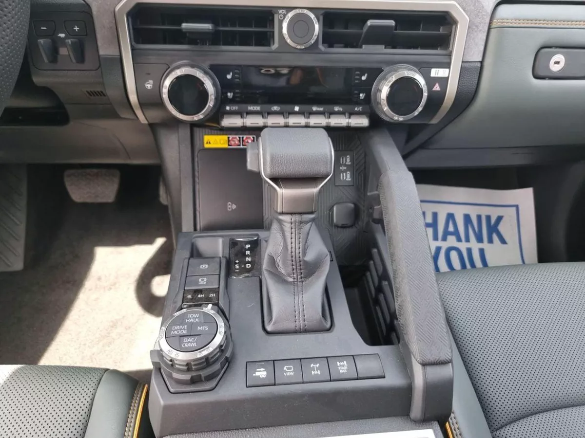 Toyota Tacoma TrailHunter Brand New * Export Price *-12-0