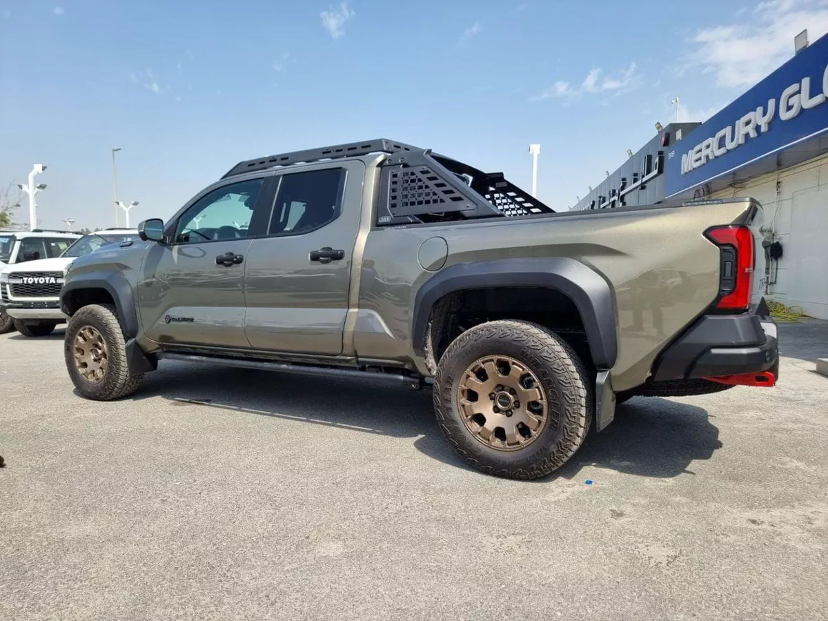 Toyota Tacoma TrailHunter Brand New * Export Price *-22-0