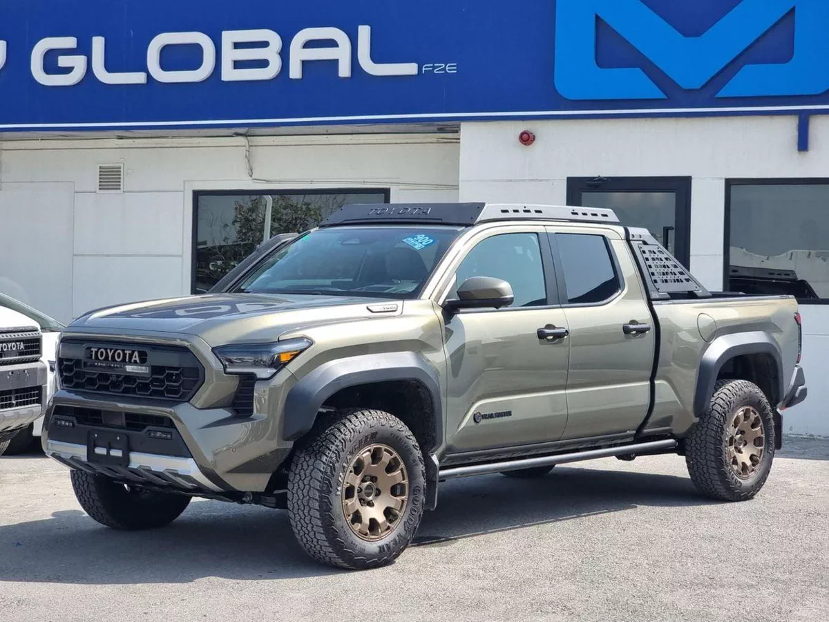 Toyota Tacoma TrailHunter Brand New * Export Price *-3-0