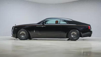 UAEs Very Best Example | Wraith Black Badge | Super Low KM | GCC | 4 Button-9