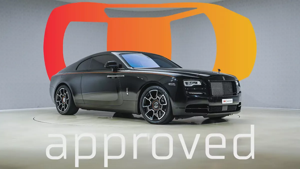 UAEs Very Best Example | Wraith Black Badge | Super Low KM | GCC | 4 Button