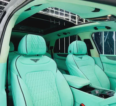 Bentley Bentayga V8 | First Edition | Rare Interior | GCC-17